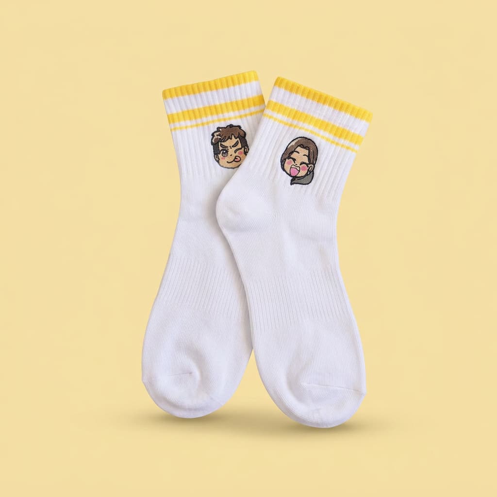 Chaussettes brodées M&A 💛
